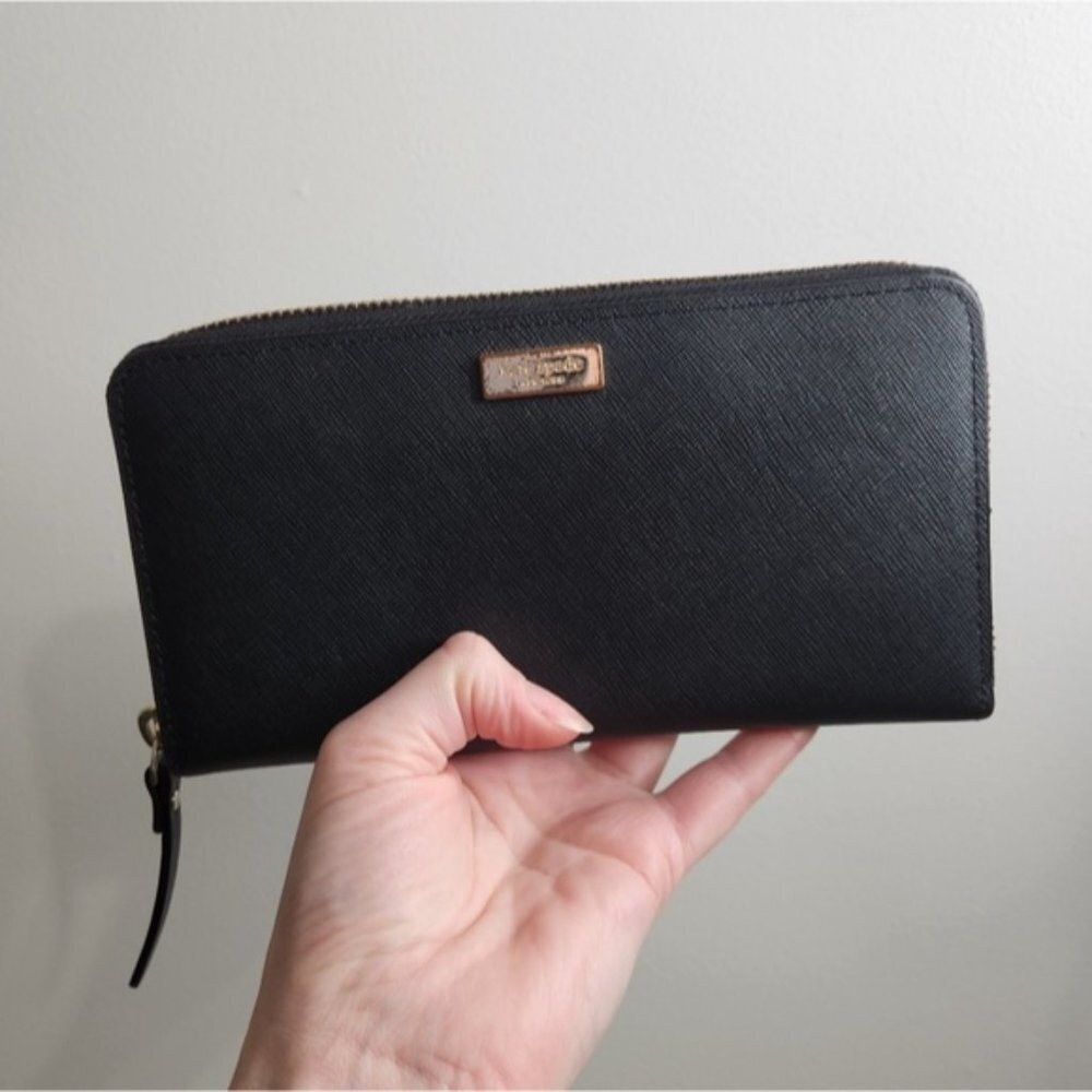 SOLD ๐ Kate Spade Black Leather Continental Zippered Wallet - Picture 2 of 16